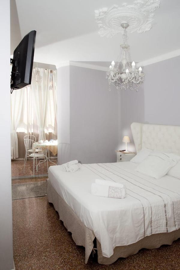 B&B Elisir Albenga Esterno foto