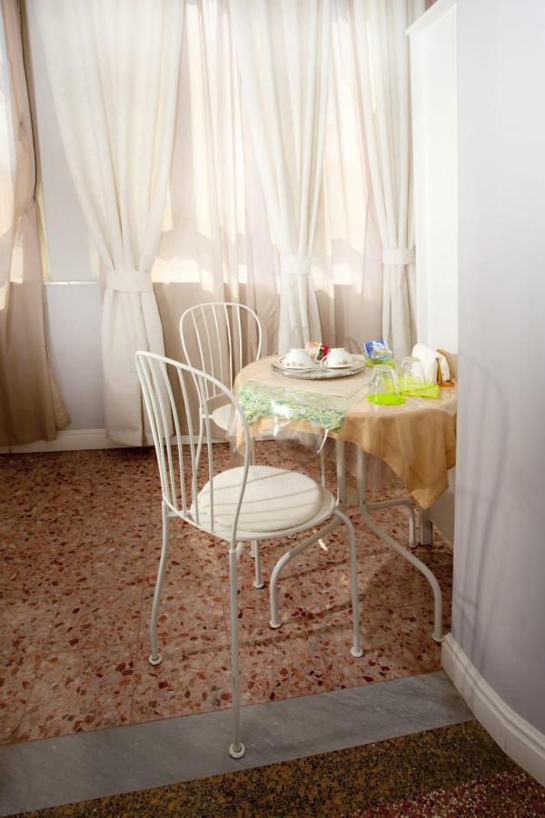 B&B Elisir Albenga Esterno foto