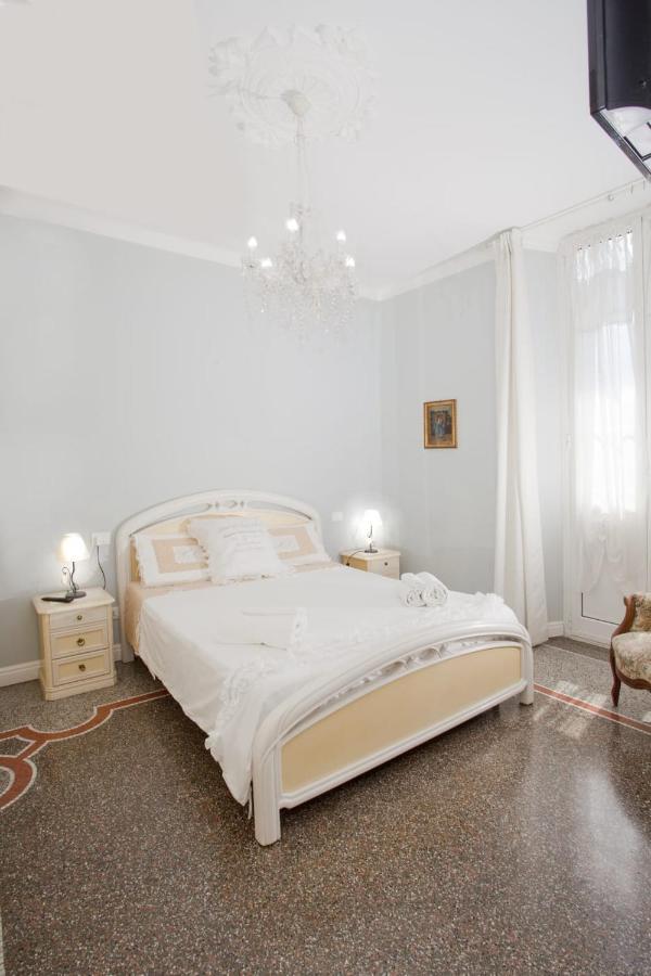 B&B Elisir Albenga Esterno foto
